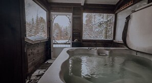 Interior - Chalet en nature-Spa-Relaxation. 2 minutes from Mont Val St-Come. (Saint-Cã´Me)