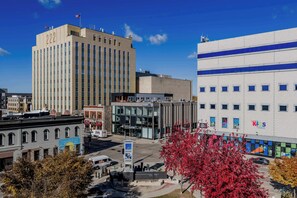 Unclassified image, 5 of 12, button - Downtown Penthouse with City View & Free Parking (Appleton)