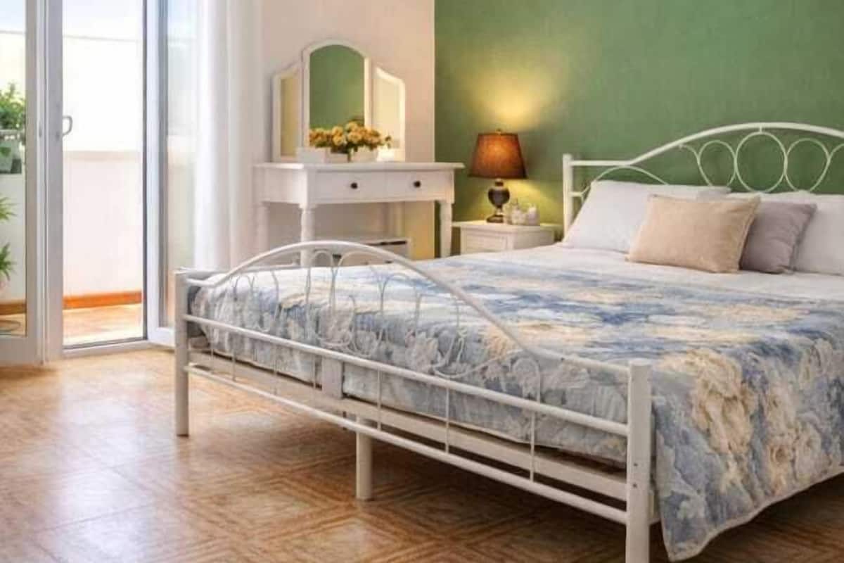 Chambre quadruple, balcon | AccĂšs au Wi-Fi (inclus)