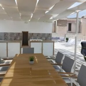 Outdoor dining - Equinox house  (Tuglie)