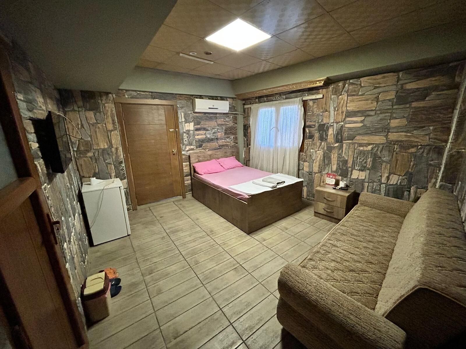 Værelse - byudsigt | Skrivebord, arbejdsområde til bærbare computere, strygejern/strygebræt