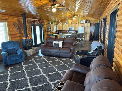 Cozy lake cabin along the Platte River.