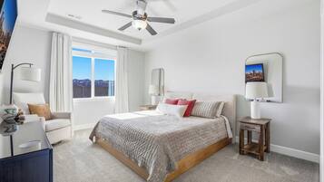 3 chambres, fer et planche à repasser, Wi-Fi gratuit, draps fournis