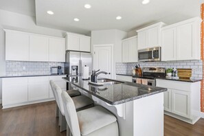 Nicht klassifiziertes Bild, 3 von 26, Schaltfläche