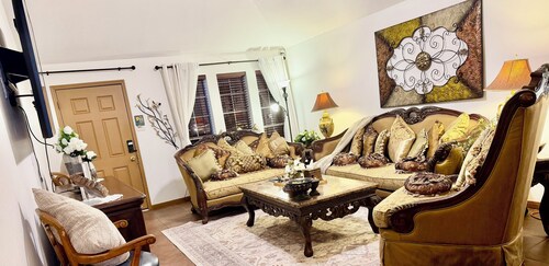 Casa de Capucine: Timeless Elegance & Grand Interiors