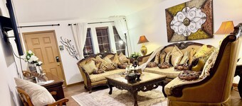 Casa de Capucine: Timeless Elegance & Grand Interiors