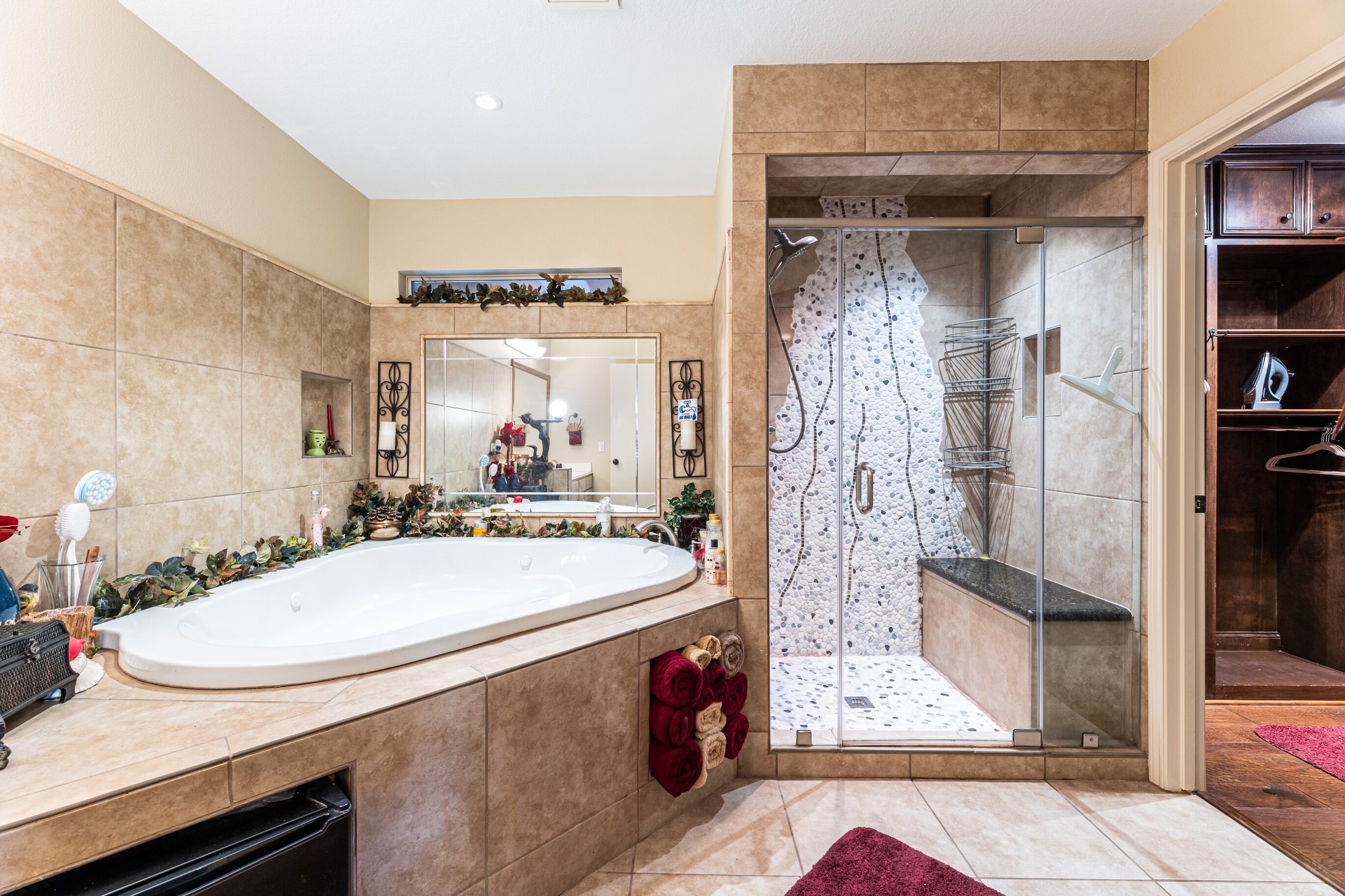 Shower, jetted bath, hair dryer, bidet