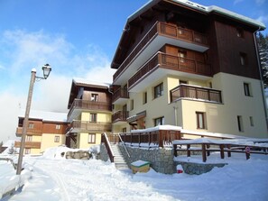 Exterior - Ground floor, balcony, tv, ski locker, 34m², Valfréjus (Valfréjus)