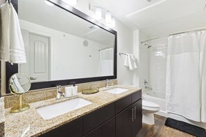 Imagen sin descripción, 2 de 34, botón