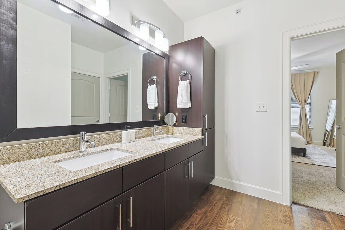 Apartment | Bathroom