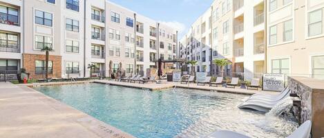 Apartment | Pool