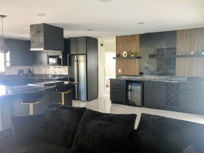 Interior - Waterfront Home  Shore Acres (St. Petersburg)