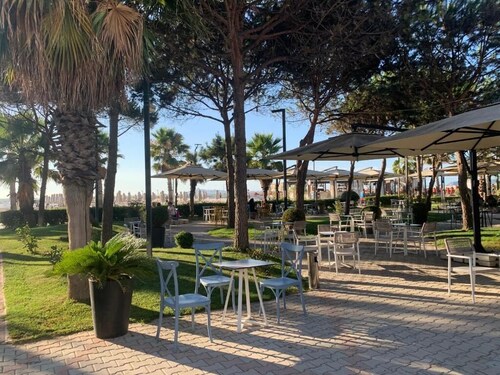 Fully furnished, New stylish One Bedroom apartment - 120 meters from the beach.