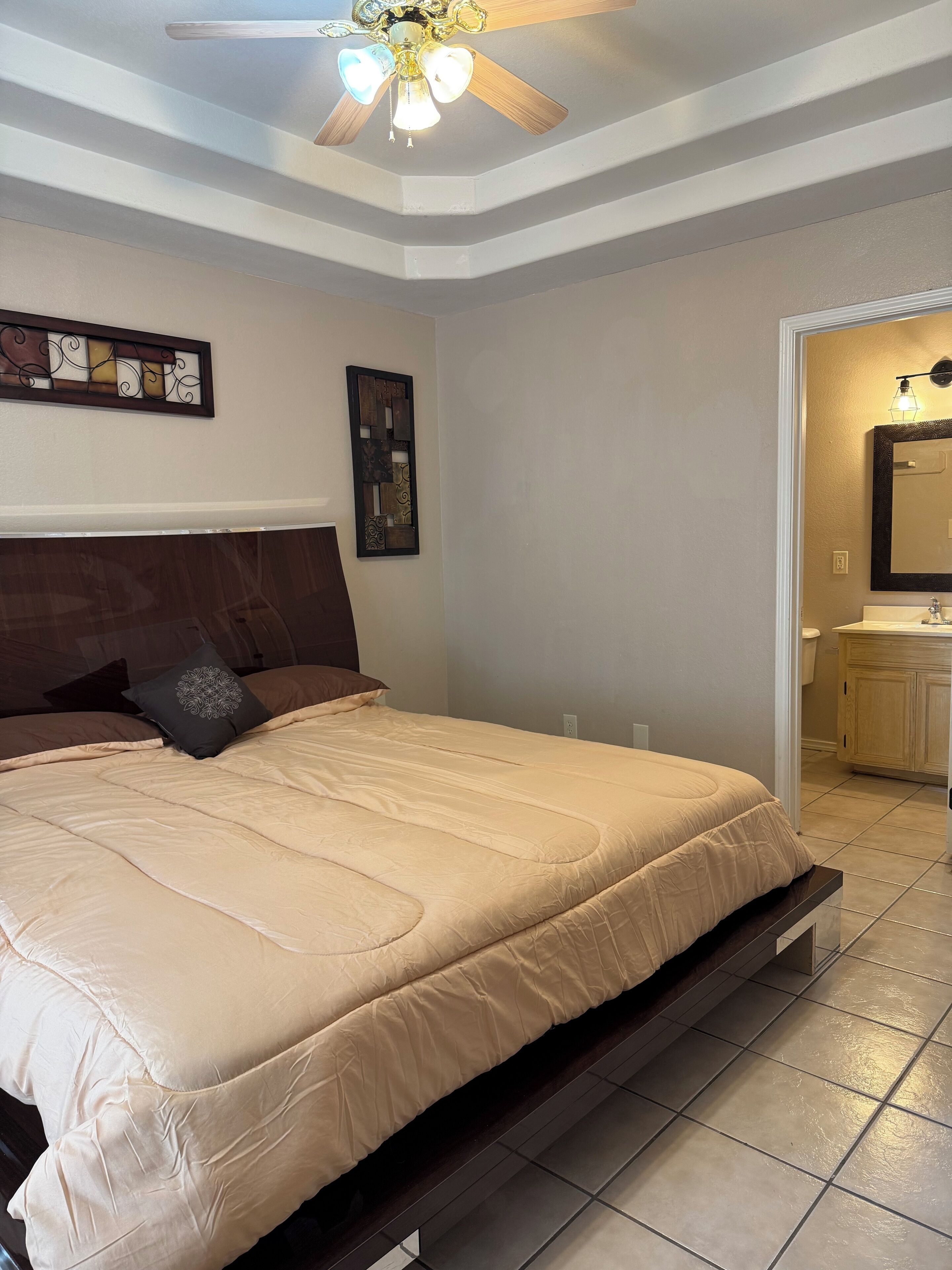 2 chambres, Wi-Fi gratuit, draps fournis