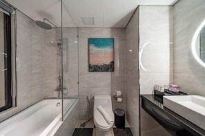 Imej tidak diklasifikasikan, 2 daripada 54, butang