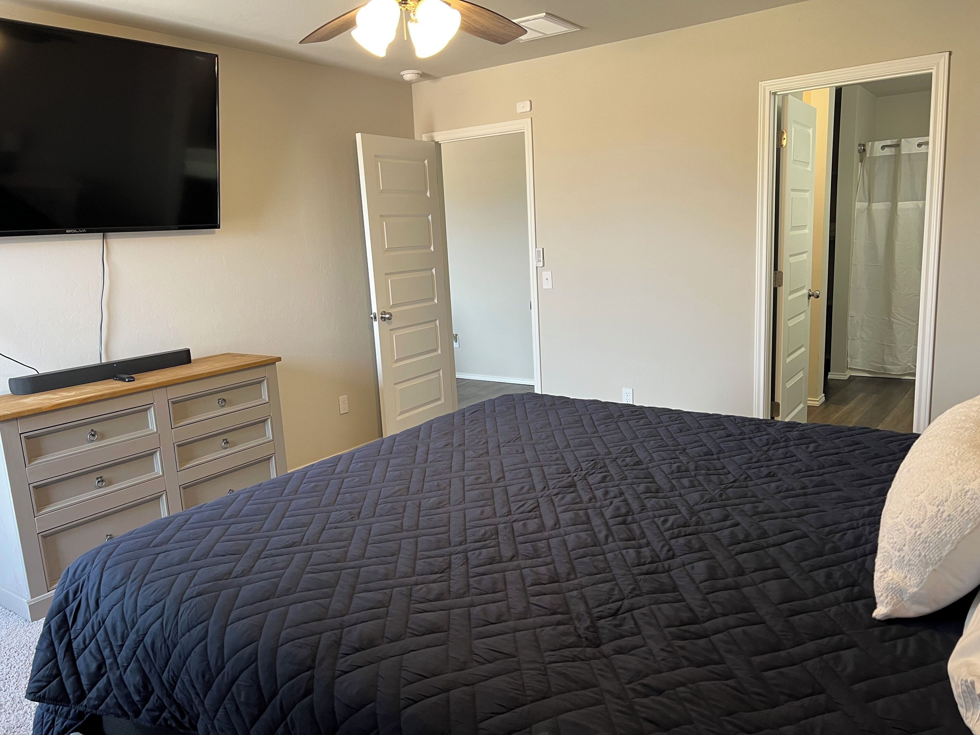 4 bedrooms, WiFi, bed sheets