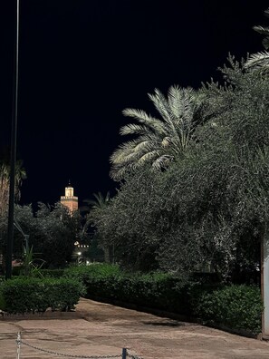 Nicht klassifiziertes Bild, 5 von 32, Schaltfläche