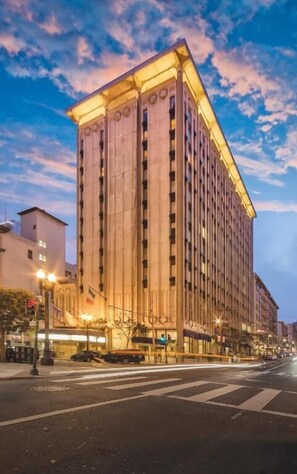 บริเวณภายนอก