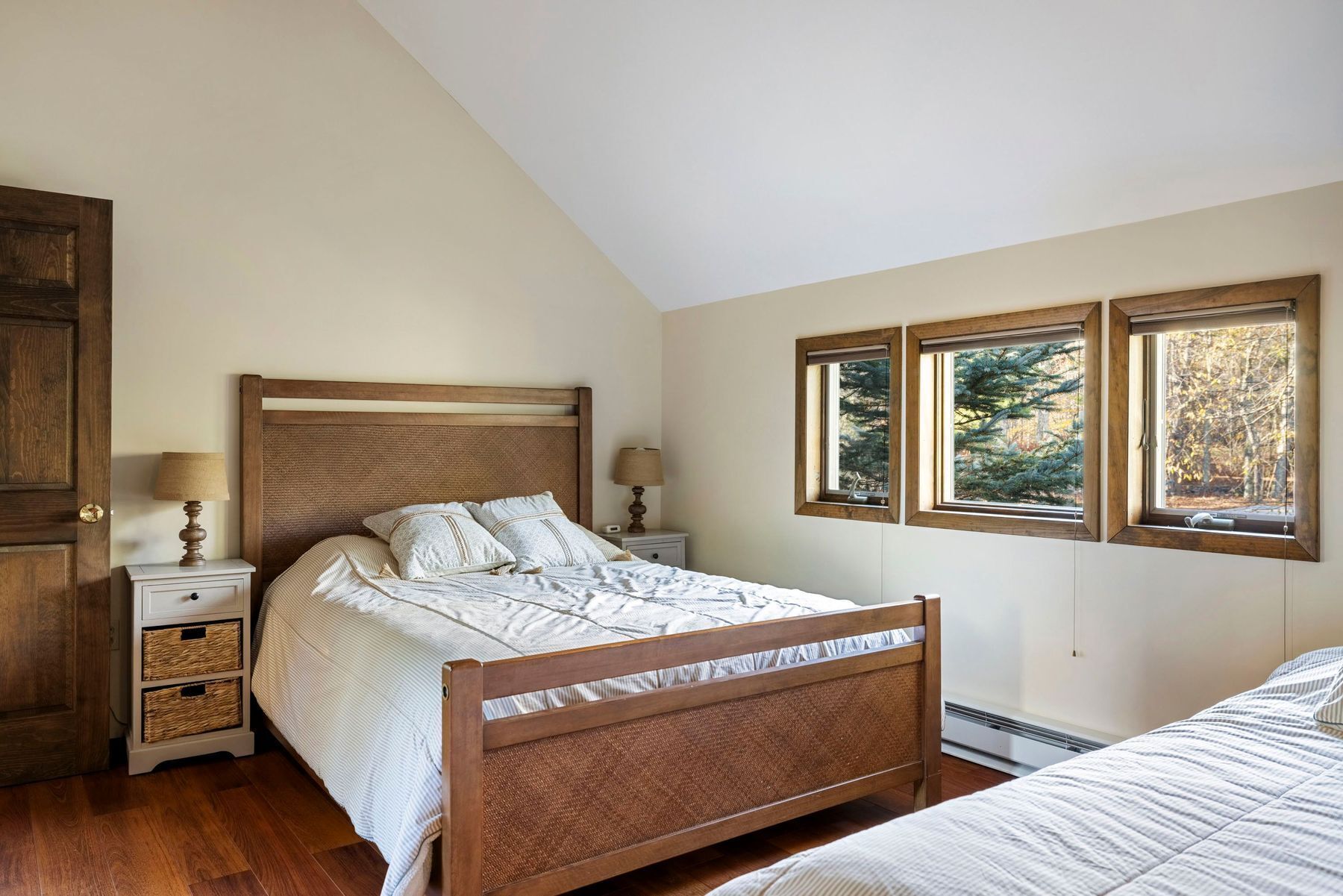 Internet, bed sheets