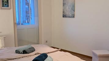 2 Schlafzimmer, Bügeleisen/Bügelbrett, Reisekinderbett, kostenloses WLAN
