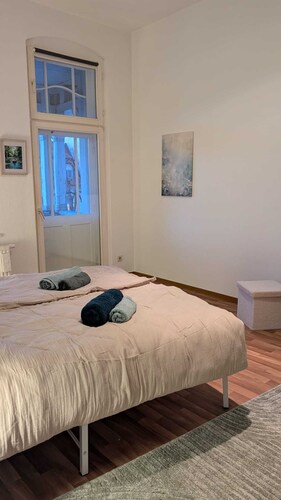 Kinder willkommen! Großzügiges Familien-Apartment 5 Minuten vom Zentrum entfernt