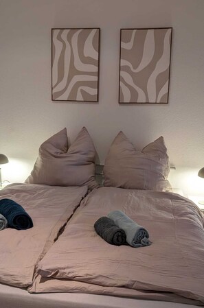 2 Schlafzimmer, Bügeleisen/Bügelbrett, Reisekinderbett, kostenloses WLAN