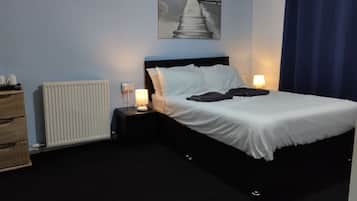 Classic Suite | Iron/ironing board, free WiFi, bed sheets