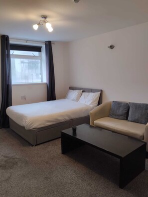 Imagen sin descripción, 3 de 37, botón