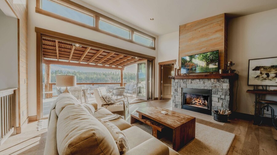 Wilderness Club Home Hot Tub 18th Hole Views