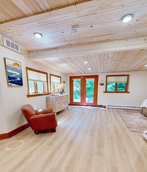 Uklassifisert bilde, 4 av 13, knapp