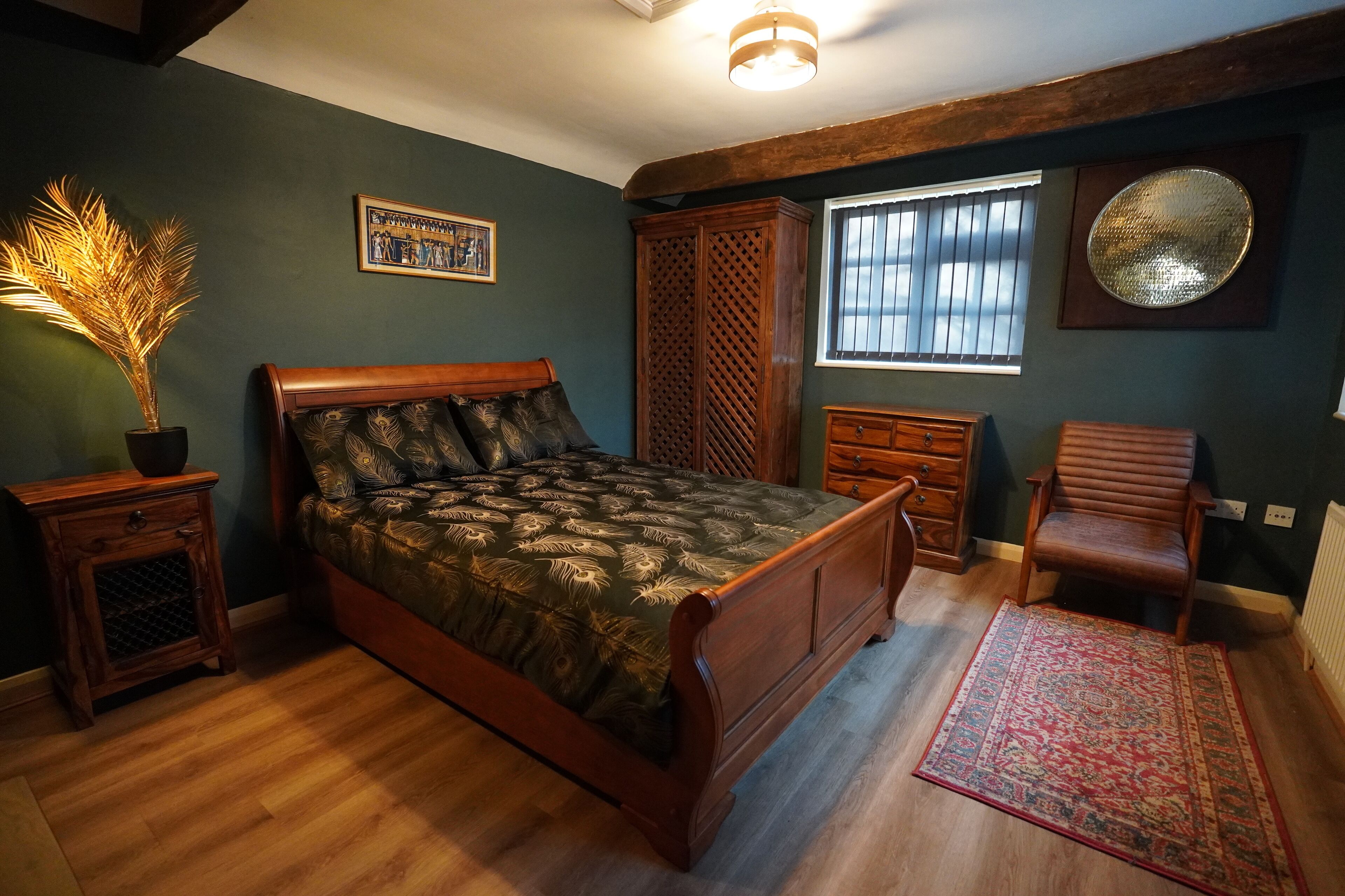 1 室のベッドルーム、WiFi