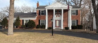 The Pillars - A Getaway for the Whole Group