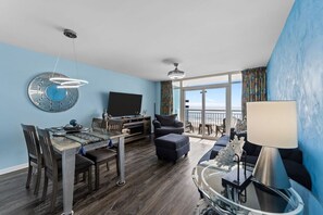 TV, fireplace - COSTAL VIBES/GREAT LOCATION (Myrtle Beach)