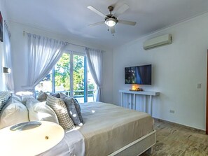 Superior Condo, Ocean View | In-room safe, free WiFi - Grand Laguna Condo (Sosua)