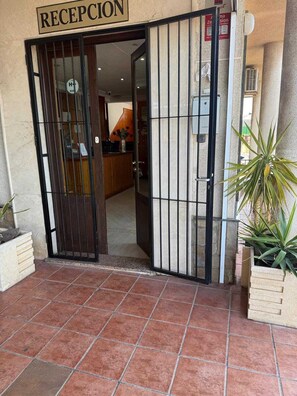 Exterior detail - MESON HOTEL EL 21 (Almeria)