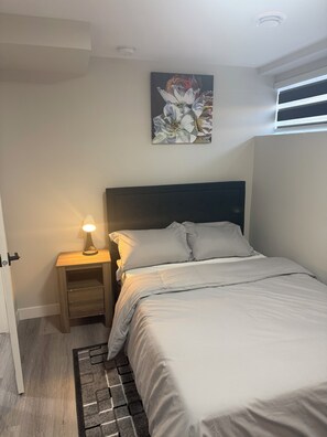 2 chambres, bureau, accès au Wi-Fi (inclus)