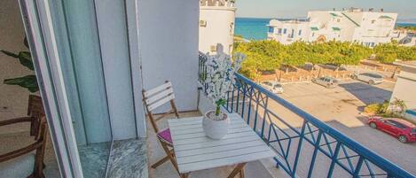 Departamento, 2 habitaciones, para fumadores, balcón | Balcón