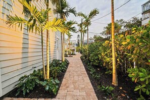 Nicht klassifiziertes Bild, 2 von 46, Schaltfläche