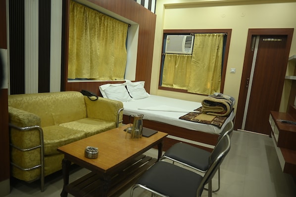 Deluxe Double Room, Balcony, City View | Desk, laptop workspace, free WiFi