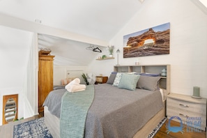 2 bedrooms, iron/ironing board, WiFi, bed sheets - Mandurah Family Splash (Mandurah)