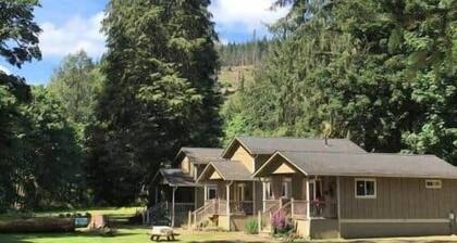 Tranquil Cabin 1 “Spruce”| Riverside | Near Olympic NP