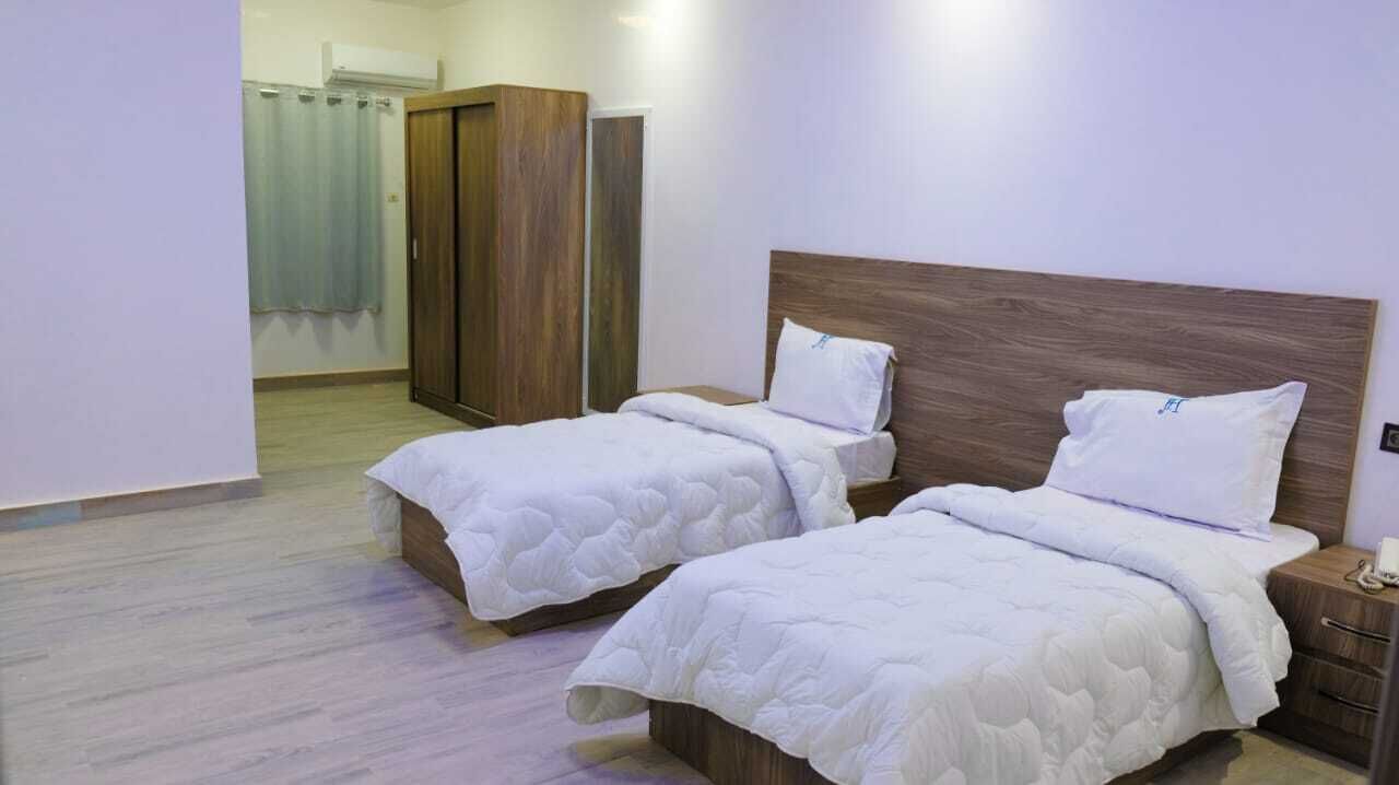 Chambre avec lits jumeaux, vue ville