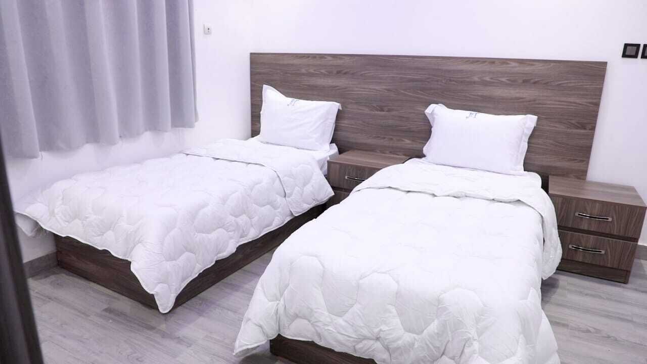 Twin Room, City View | Desk, laptop workspace, iron/ironing board, free WiFi