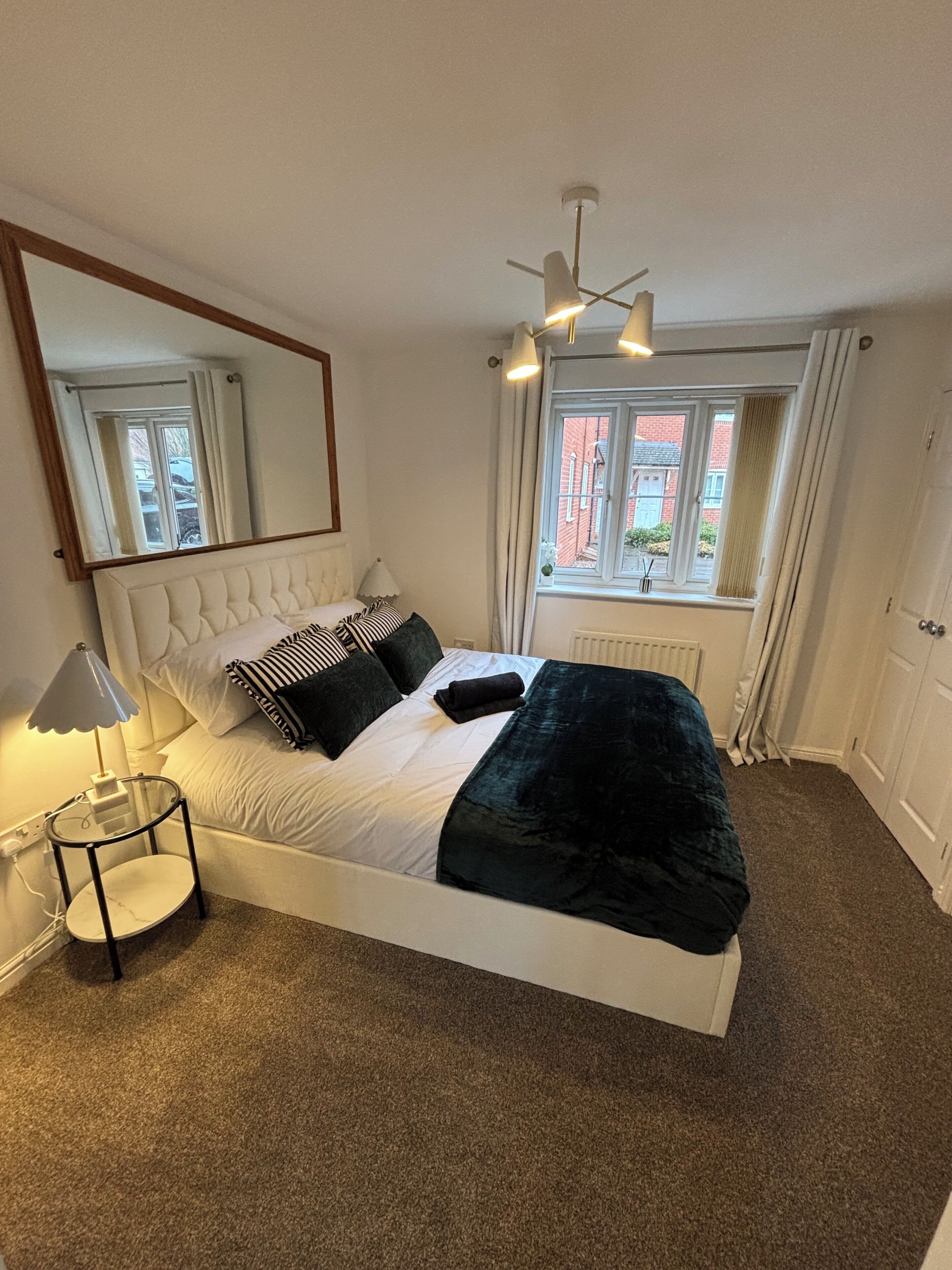 2 bedrooms, iron/ironing board, WiFi (free), bed sheets