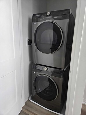 Interior - 3BED Modern townhome (Brant)