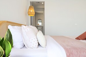 5 dormitorios, tabla de planchar con plancha, wifi y ropa de cama