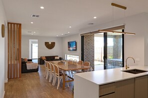 Interior - Coastal Lux Retreat; Sleeping 10, Indented Heads, brand new, aircon, heating, spacious (Indented Head)