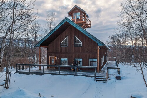 Denali Outpost Apartment for Large Groups