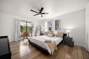 3 bedrooms, iron/ironing board, free WiFi, bed sheets - Brilliant 3-bedroom townhome in charming April Sounds Community (Montgomery)