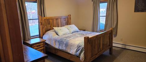 3 عدّة غرف نوم وواي فاي مجانًا وملاءات أسرّة